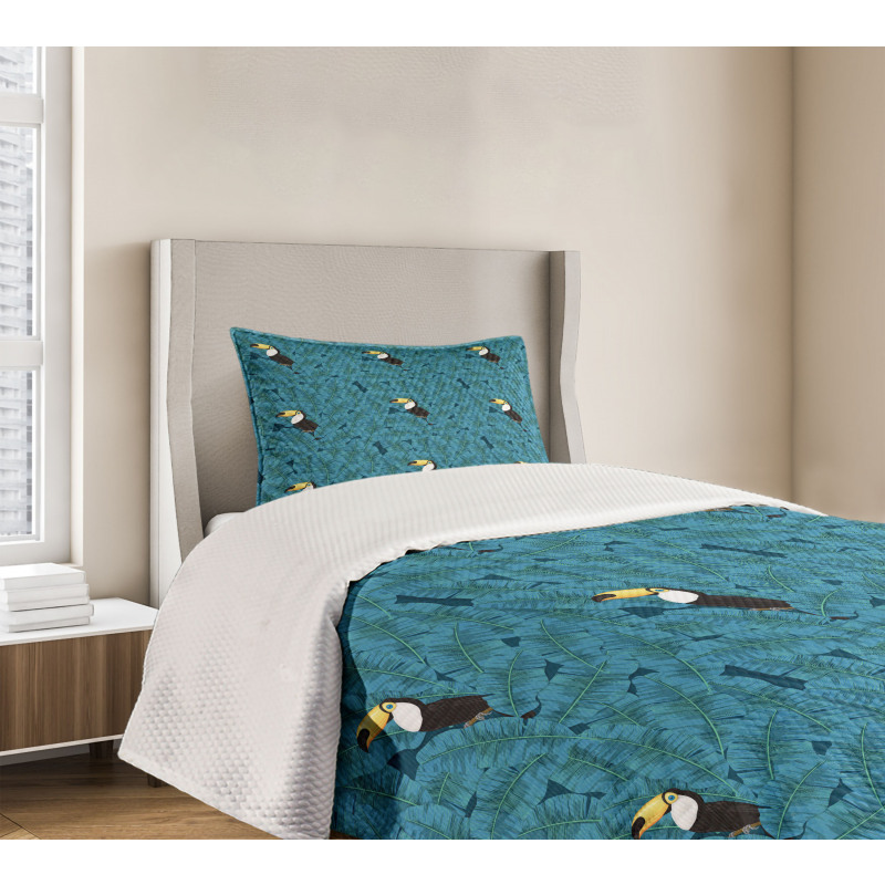 Blue Eyed Toucan Bedspread Set