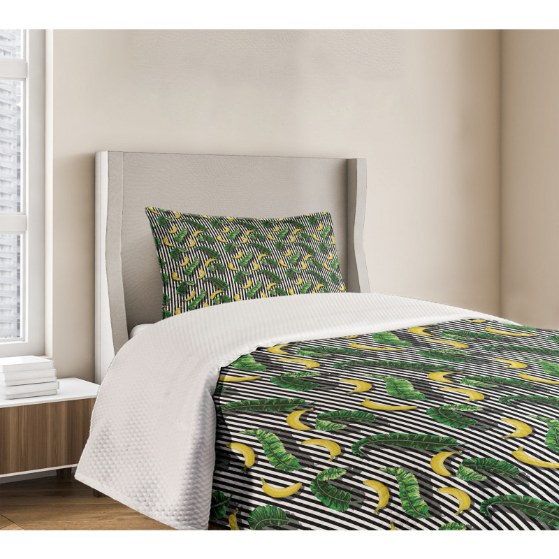 Yummy Banana and Leaves Bedspread Set