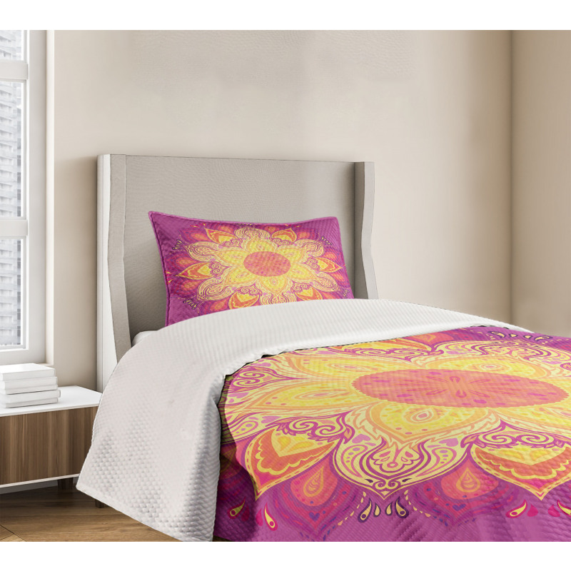 Petals Bedspread Set