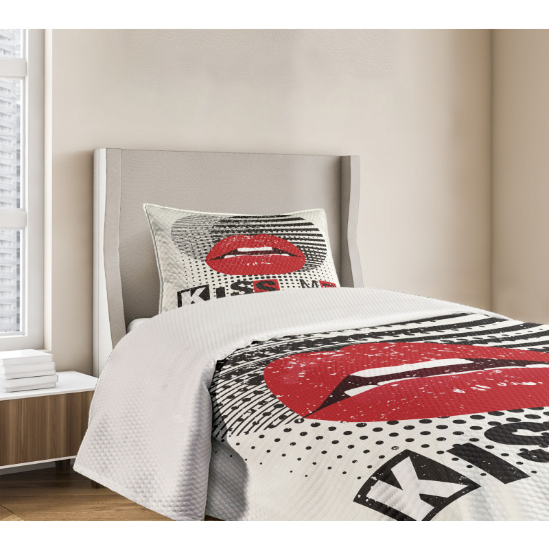 Halftone Circles Motif Bedspread Set