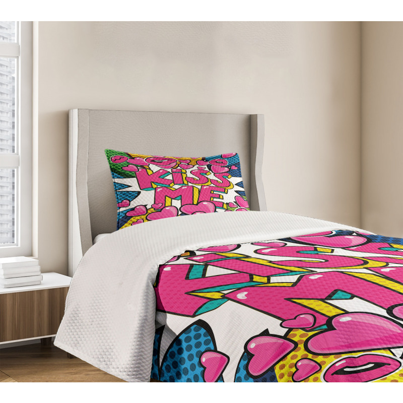 Retro Hearts Lipstick Bedspread Set