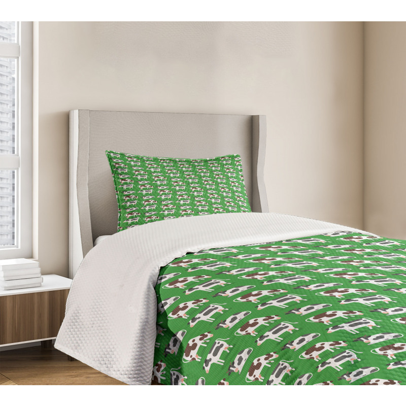 Graphic Sitting Cows Bedspread Set