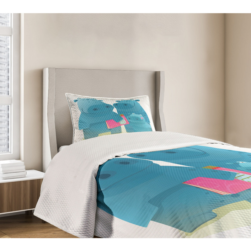 Graphic Happy Family Bedspread Set