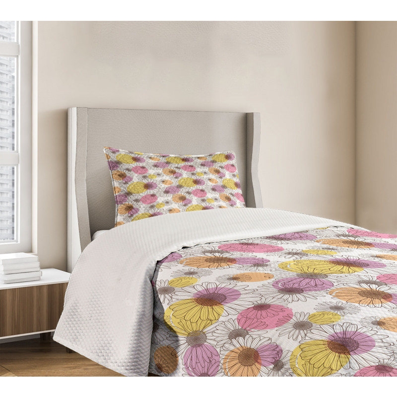 Floral Sketch and Dots Bedspread Set