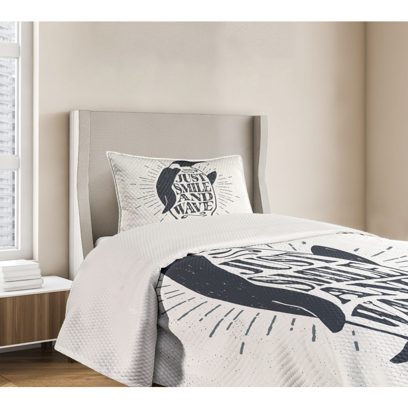 Penguin Waving Flipper Bedspread Set