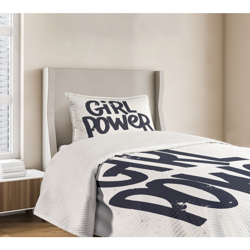 Girl Power Inscription Bedspread Set