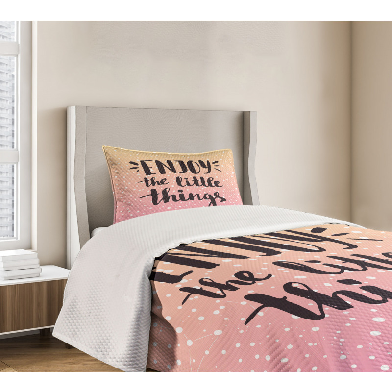 Ombre Dots and Slogan Bedspread Set