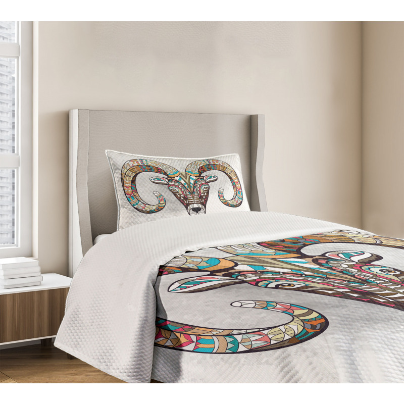 Colorful Totem Head Bedspread Set