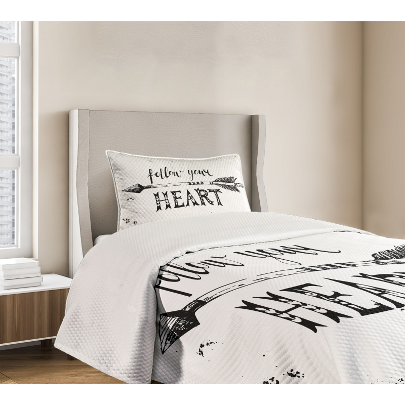 Follow Your Heart Bedspread Set