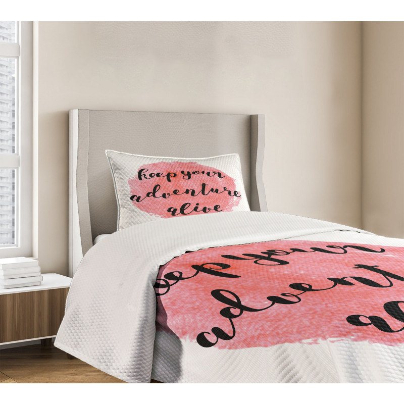 Adventure Alive Bedspread Set