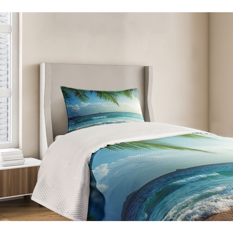 Palms Tropical Island Bedspread Set