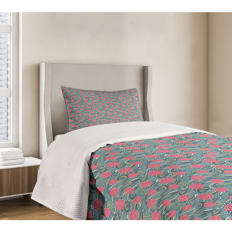 Waves and Roses Bedspread Set