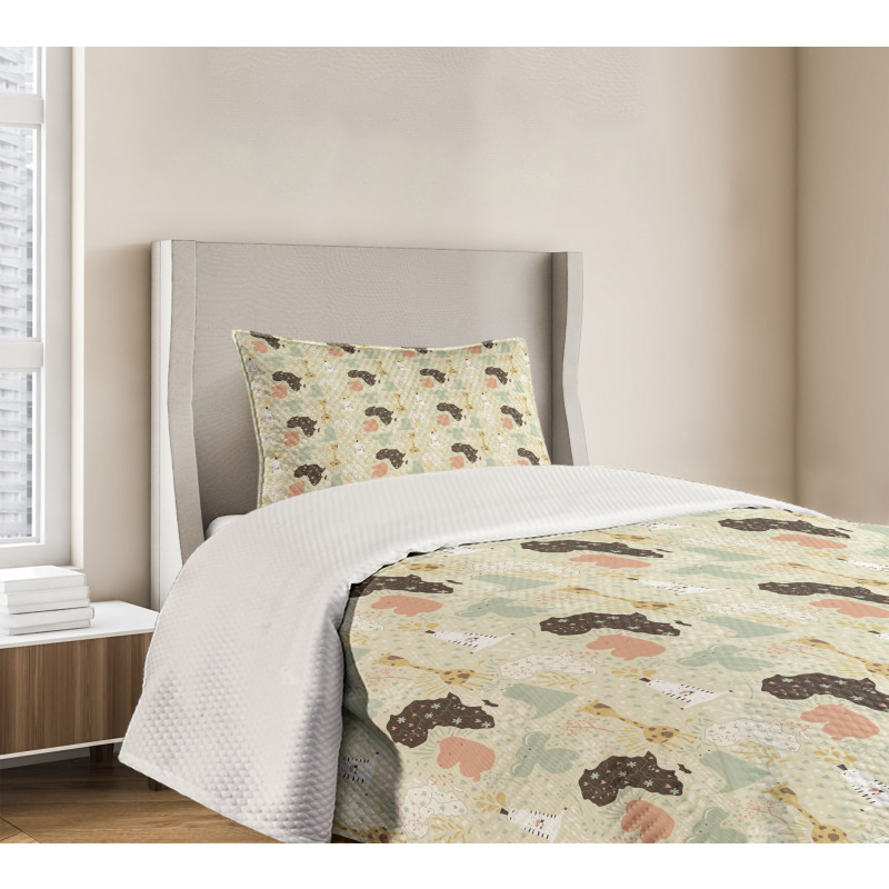 Fauna Pattern Bedspread Set