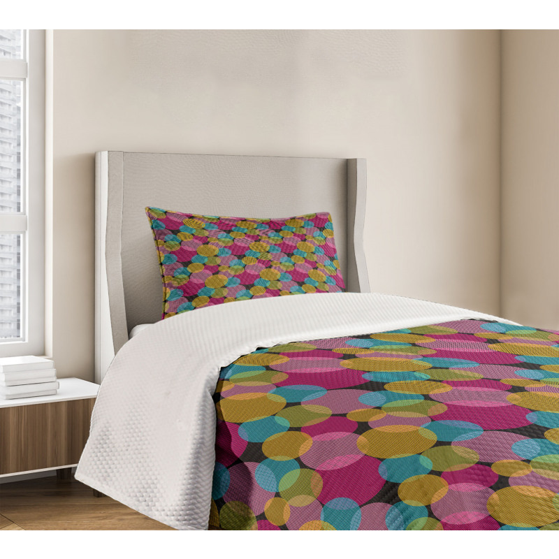 Vibrant Round Spots Bedspread Set