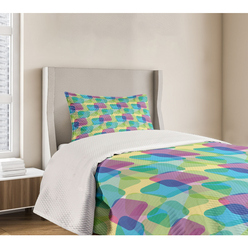 Skewed Squares Overlap Bedspread Set