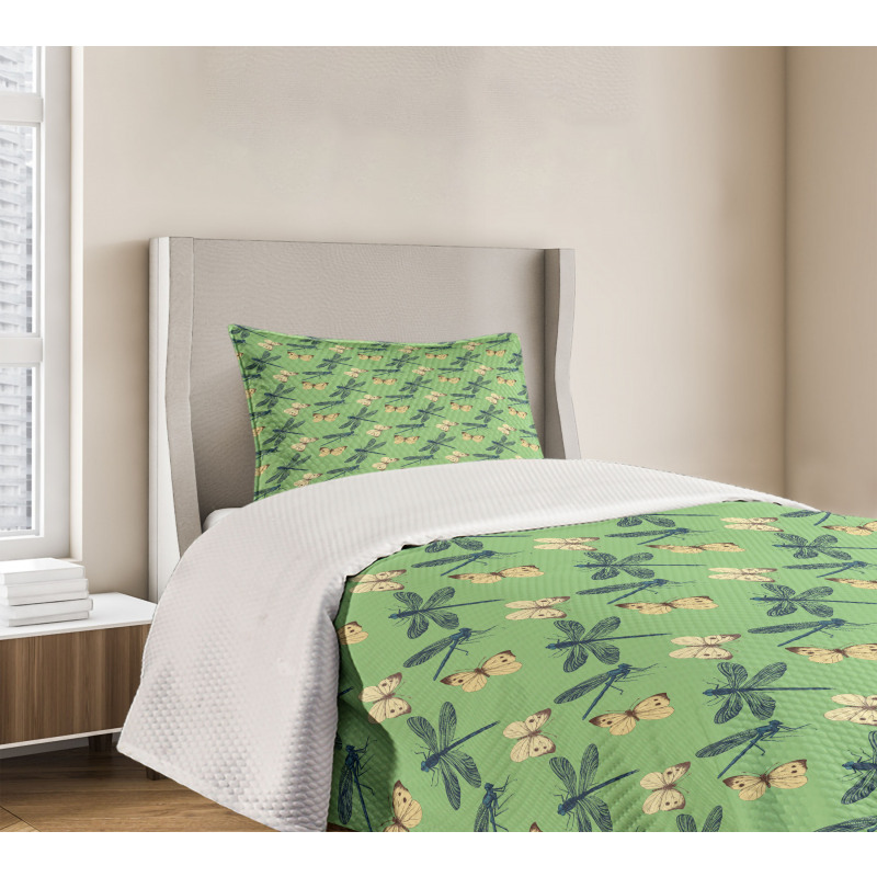 Insects and Butterflies Bedspread Set