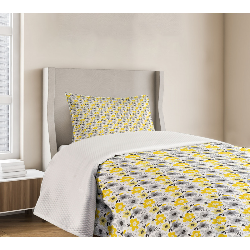 Modern and Abstract Flowers Bedspread Set