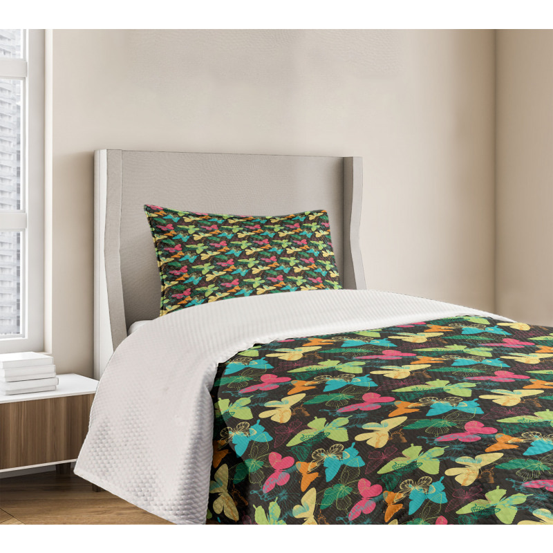 Colorful Silhouettes Art Bedspread Set