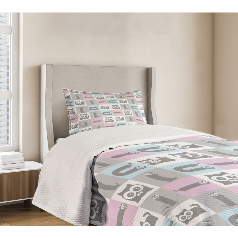 Pastel Checkered Funny Animal Bedspread Set