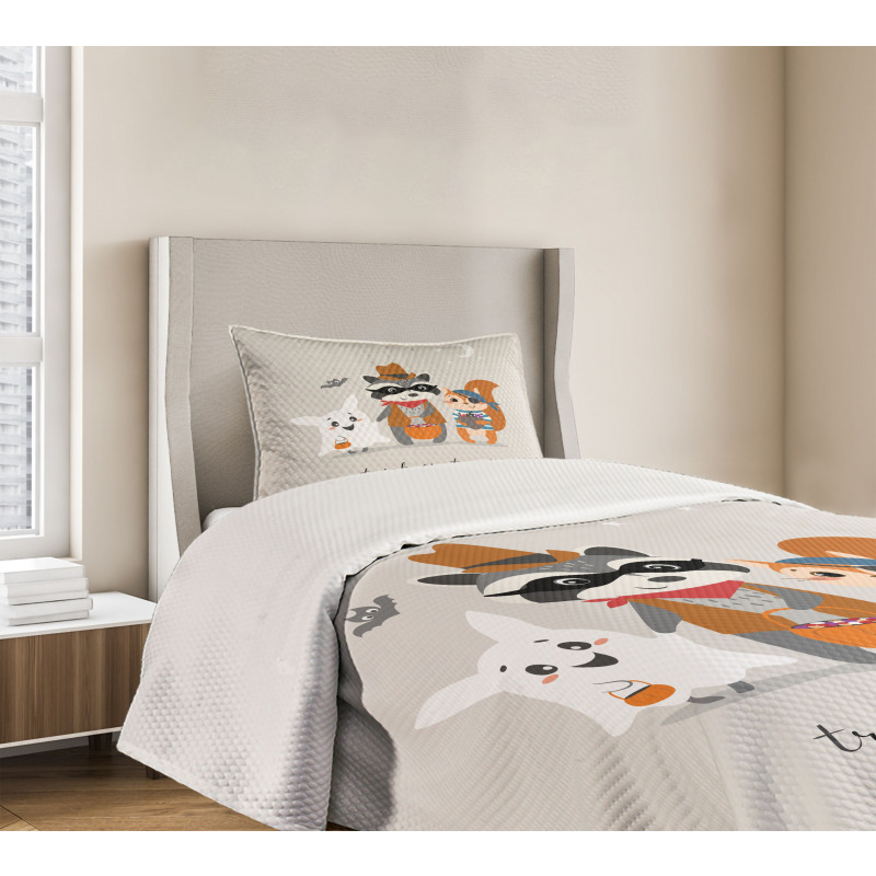 Trick Treat Happy Halloween Bedspread Set