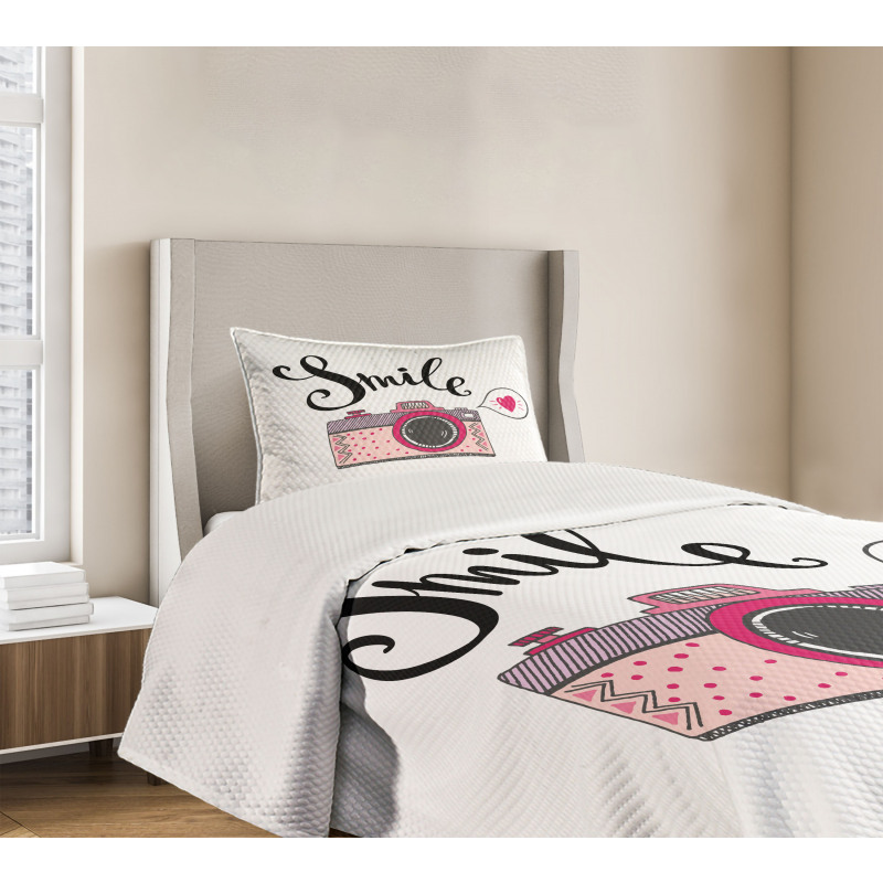 Smile Typography Romantic Bedspread Set