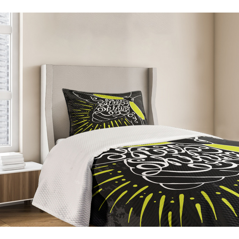 Keep Calligraphy Bedspread Set