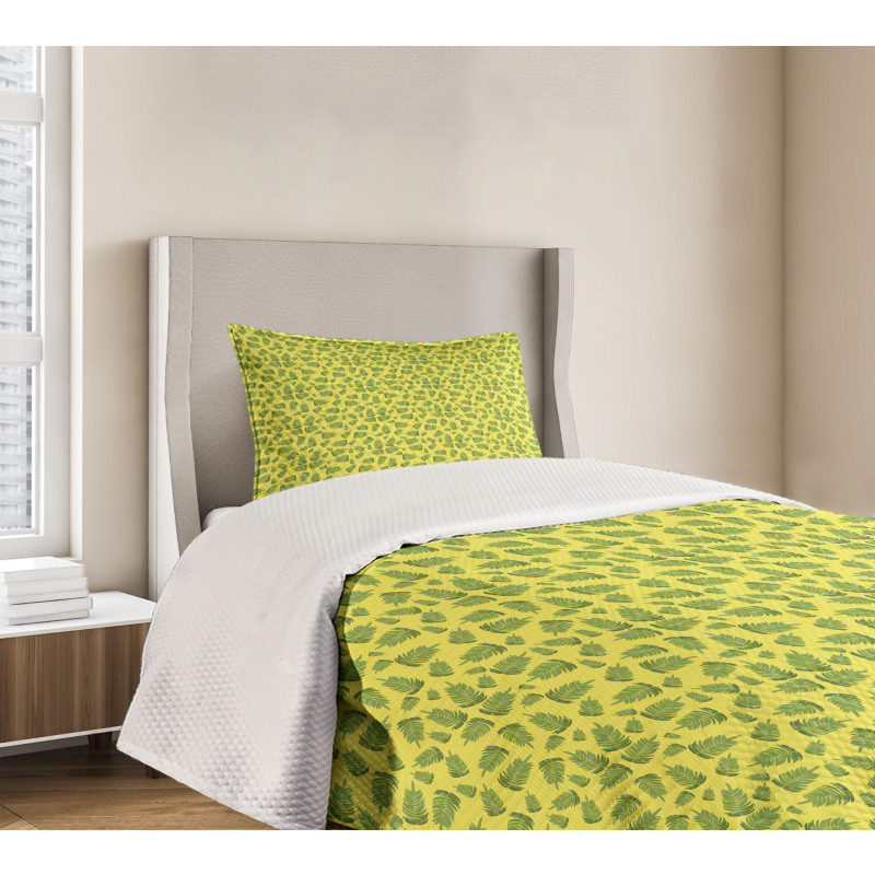 Ornate Tropical Composition Bedspread Set