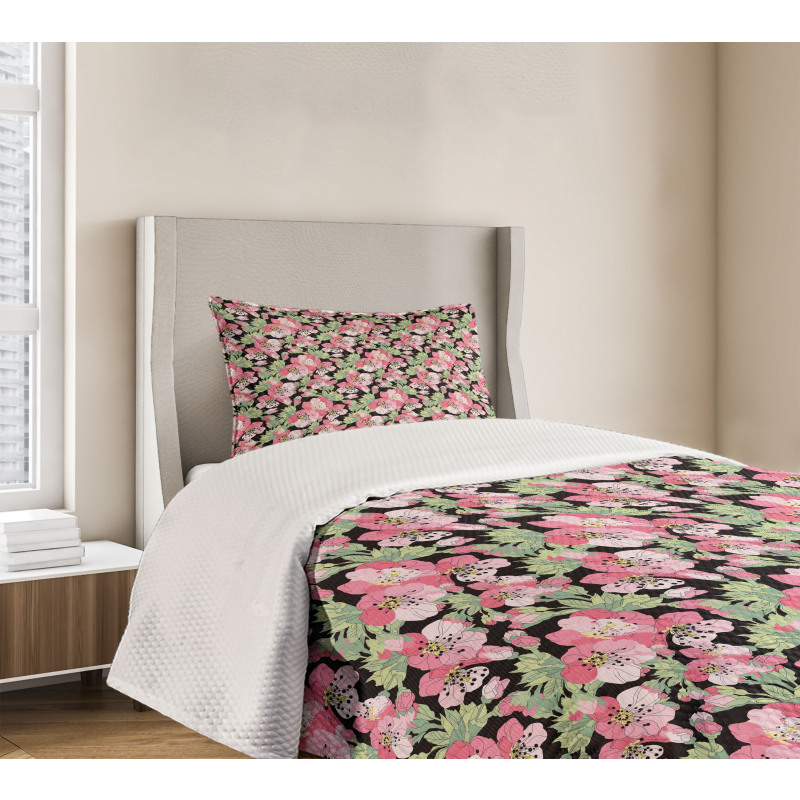 Japanese Blossoming Cherry Bedspread Set