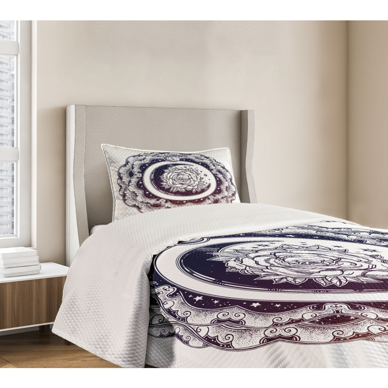 Eastern Crescent Moon Bedspread Set