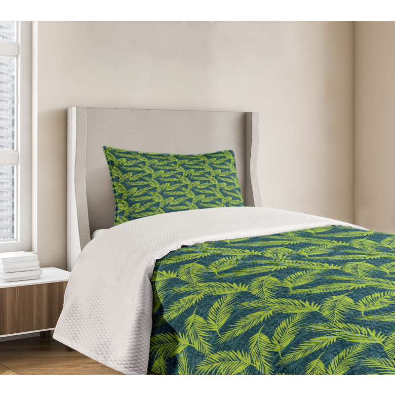 Palms on Aztec Background Bedspread Set