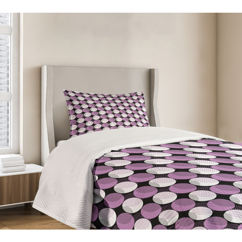 Circular Motifs Design Bedspread Set