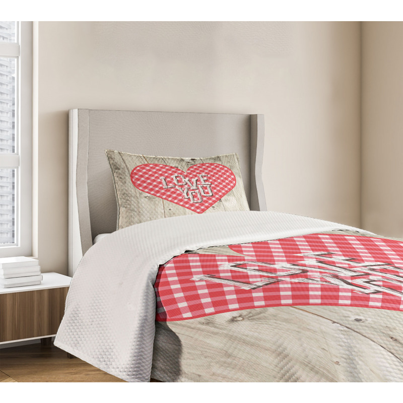 Valentines Day Themed Heart Bedspread Set
