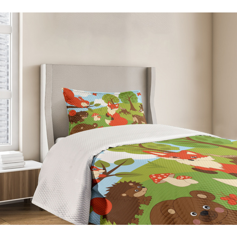 Happy Animals in Forest Bedspread Set