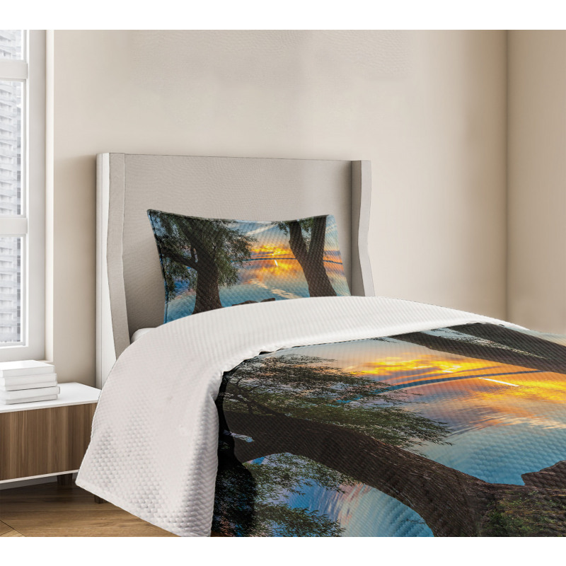 Sunrise over the Lake Bedspread Set