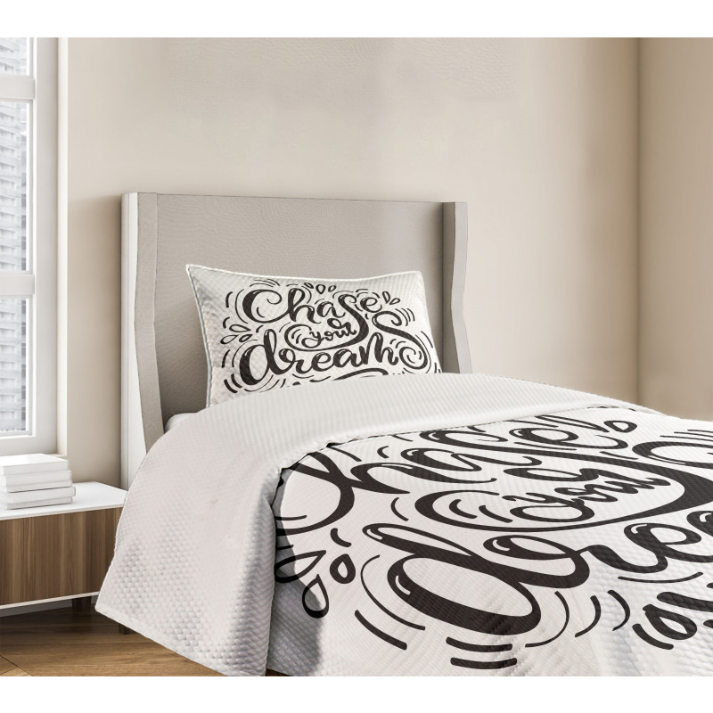 Chase Your Dreams Bedspread Set