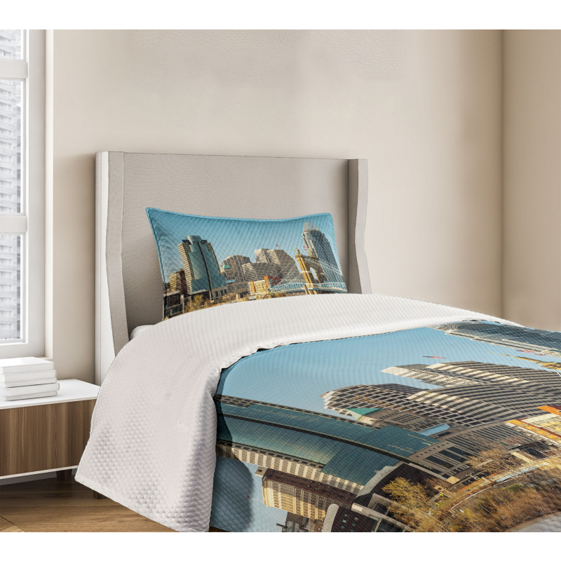 Sunny Days at Midwest Bedspread Set