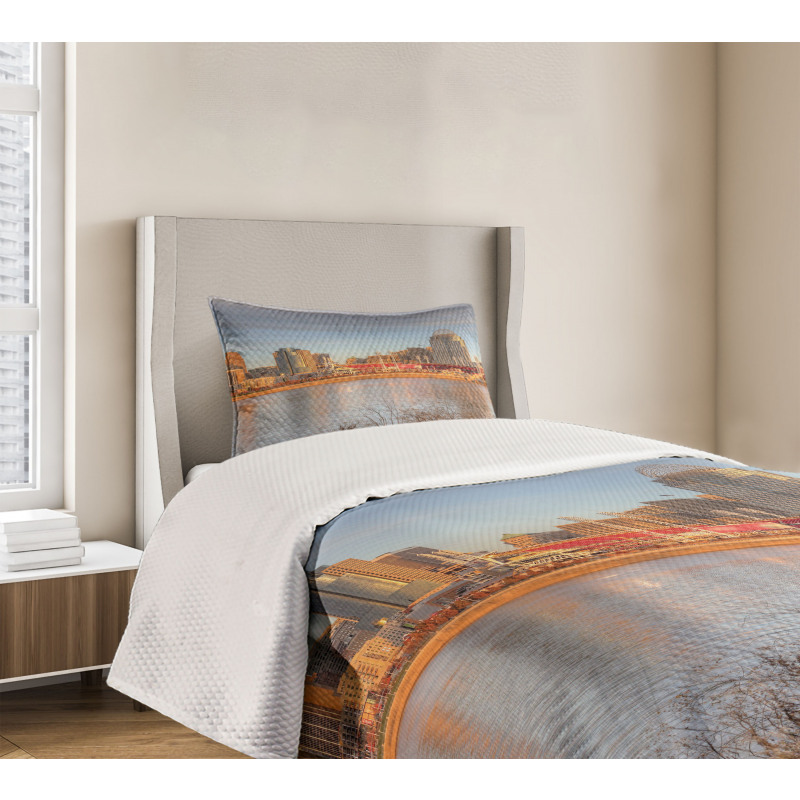 Vertical of City River Bedspread Set