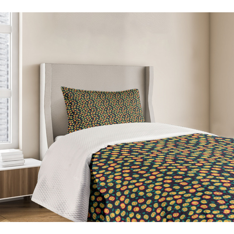 Abstract Style Halved Apples Bedspread Set