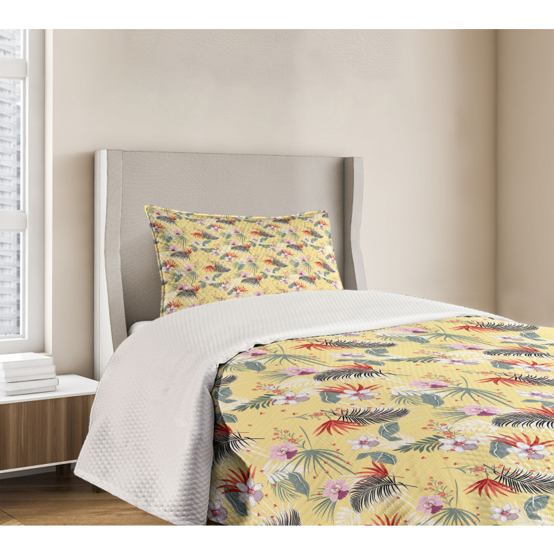 Pastel Hibiscus Flowers Bedspread Set