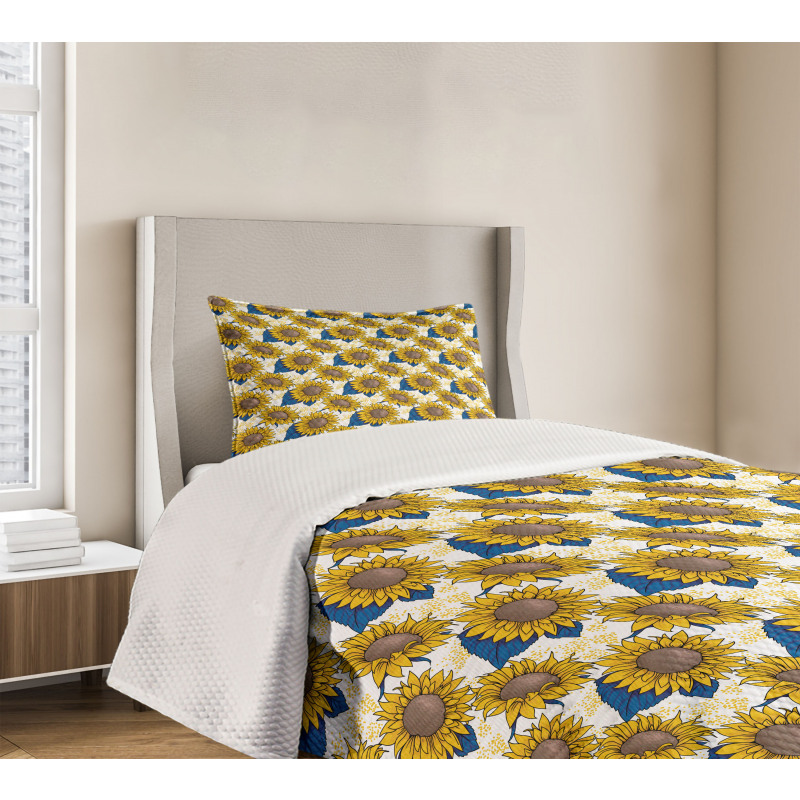 Graphic Harvest Yield Bedspread Set