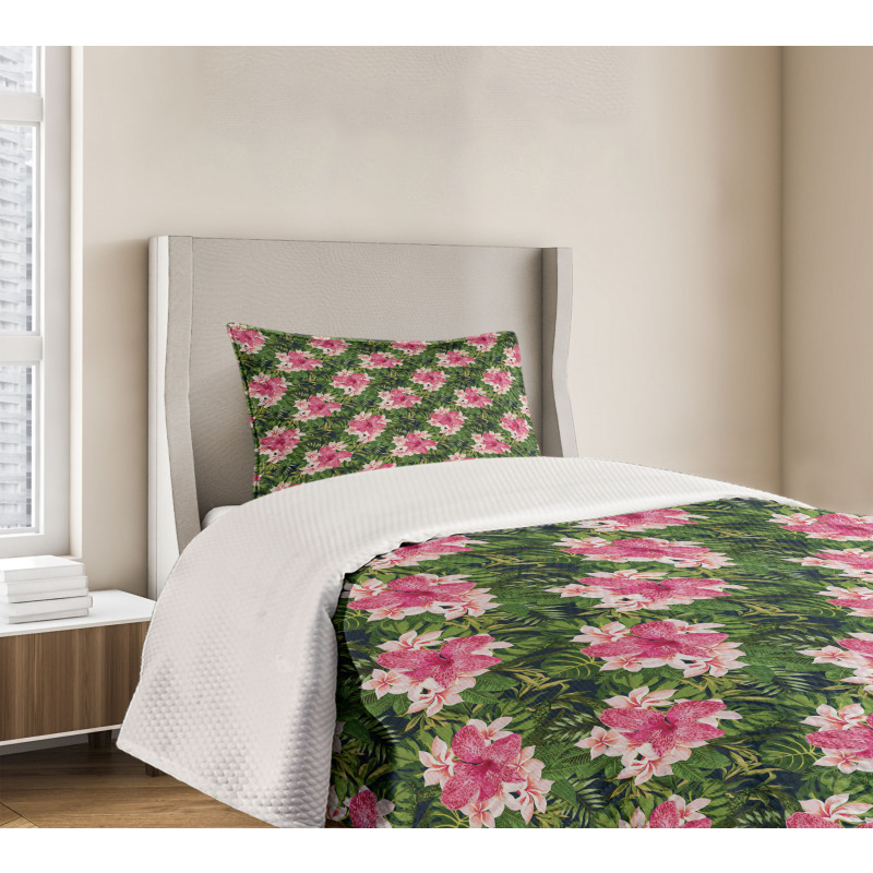 Blooming Hawaiian Jungle Bedspread Set