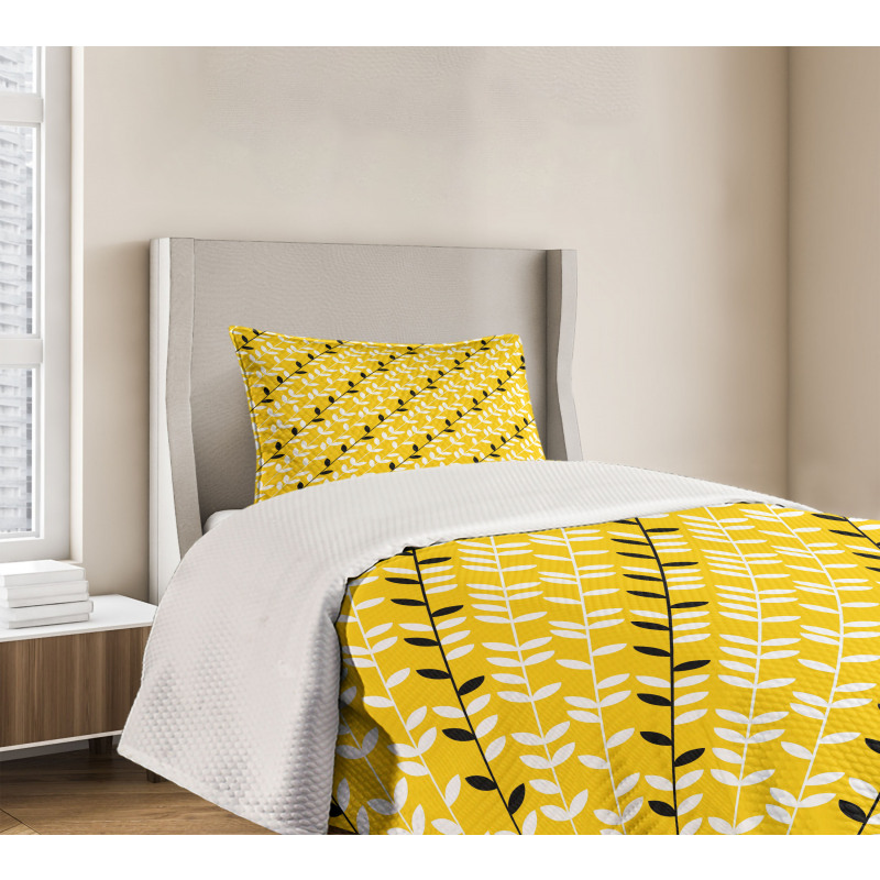 Diagonal Leaf Pattern Bedspread Set