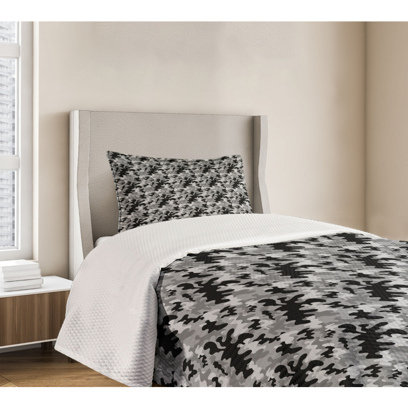 Greyscale Gloomy Bedspread Set