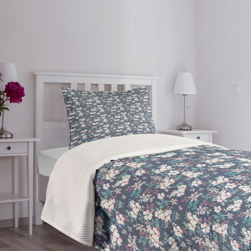 Soft Tones Neat Floral Art Bedspread Set