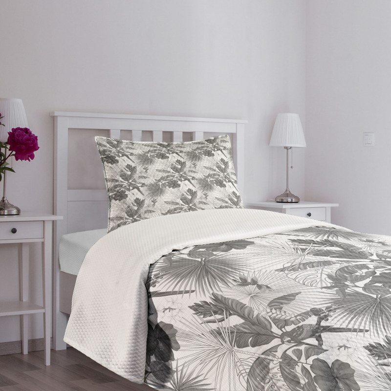 Monochrome Exotic Parrot Bedspread Set