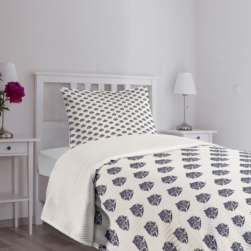 Monochrome Vintage Bedspread Set