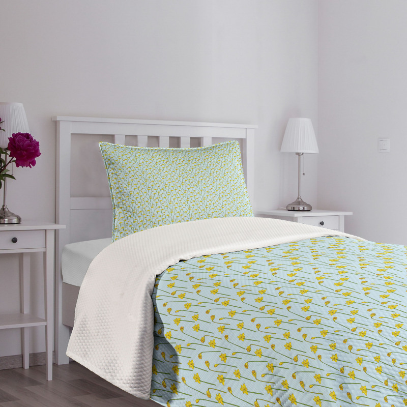 Cartoonish Daffodils Bedspread Set