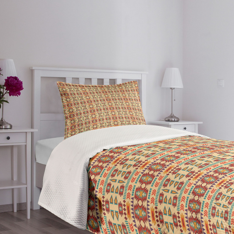 Traditional Geometric Motif Bedspread Set