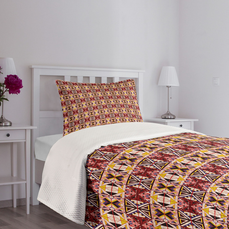 Triangles Motif Bedspread Set