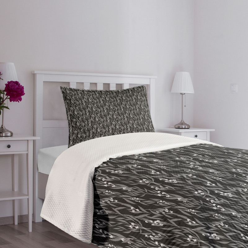 Monotone Garden Artwork Bedspread Set